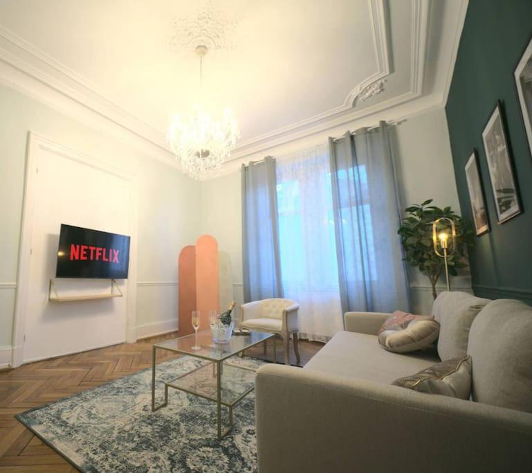 Royal Room Jacuzzi Haut De Gamme Centre Ville Mulhouse Luaran gambar