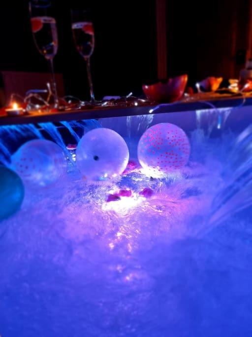 Royal Room Jacuzzi Haut De Gamme Centre Ville Mulhouse Luaran gambar
